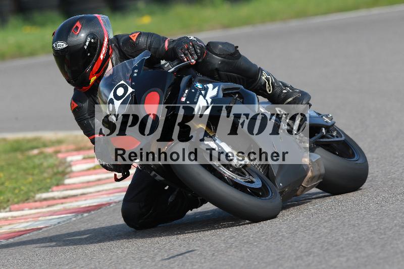 /Archiv-2022/06 15.04.2022 Speer Racing ADR/Gruppe gelb/90